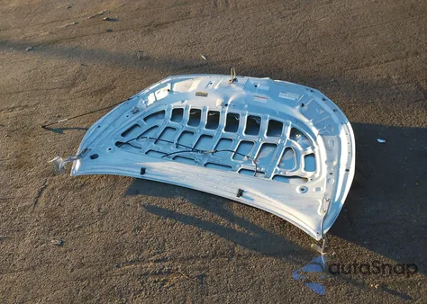 2021 Toyota Corolla Hybrid Le из США, поврежденный, VIN JTDEAMDE3MJ000736